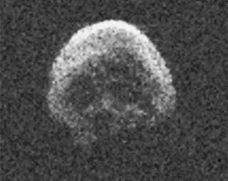 Gran foto de asteroide de calabaza TB1456