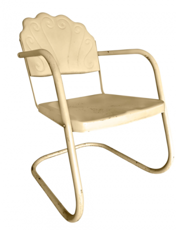 silla vintage de metal amarillo