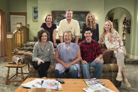 Nueva foto del elenco de reinicio de Roseanne