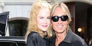 nicole kidman y keith urban salen de balenciaga el 6 de julio de 2022 en parís, francia foto de jacopo m raulegetty imágenes para balenciaga