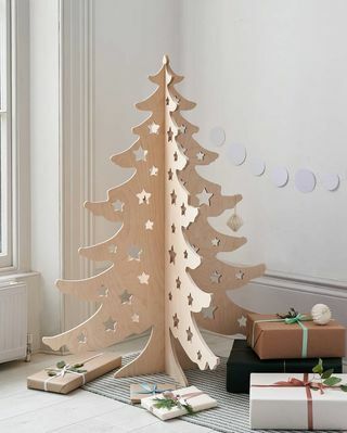 Árbol de Navidad alternativo de madera de 4 pies