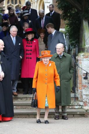 Miembros de la familia real asisten a la iglesia de Santa María Magdalena en Sandringham