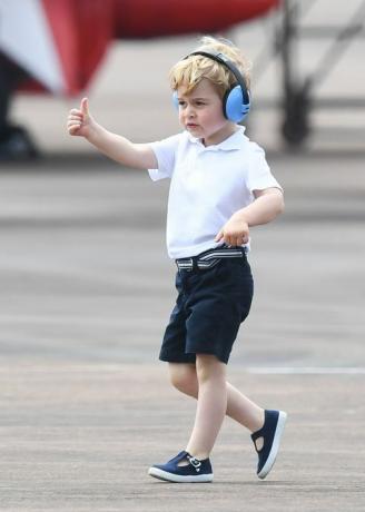 Prince George toma un paseo en helicóptero