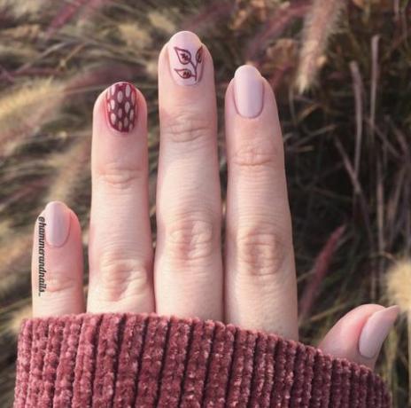 suéter de uñas de otoño