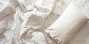 9 mitos comunes sobre la limpieza de colchones y ropa de cama desmentidos
