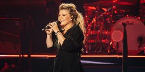 kelly clarkson en su residencia en las vegas