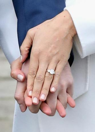 Anillo de compromiso de Meghan Markle