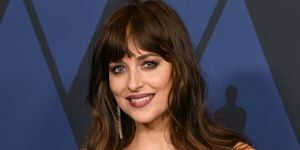 hollywood, california 27 de octubre dakota johnson asiste a la academia de artes y ciencias cinematográficas 11 premios anuales de gobernadores en el salón de baile ray dolby en hollywood highland center el 27 de octubre de 2019 en hollywood, california foto de kevin wintergetty images