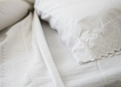 8 trucos simples para ayudarte a dormir en el calor