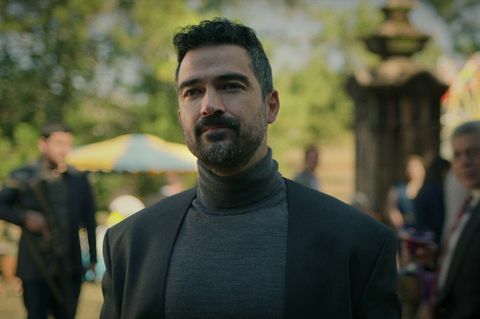 ozark alfonso herrera como javi en el episodio 401 de ozark cr cortesía de netflix © 2021