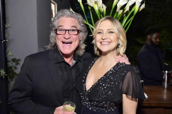 beverly hills, ca 07 de noviembre kurt russel l kat hudson asiste a la cena de michael kors para celebrar a kate hudson y el Programa Mundial de Alimentos el 7 de noviembre de 2018 en Beverly Hills, California Foto de Stefanie Keeneangetty Imágenes para Michael kors