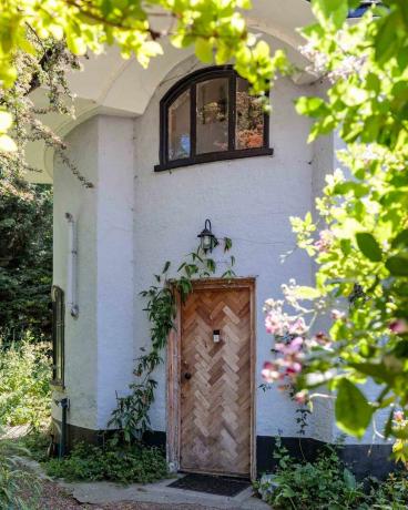 Esta casa tipo hongo de cuento de hadas está a la venta en el norte de Londres.