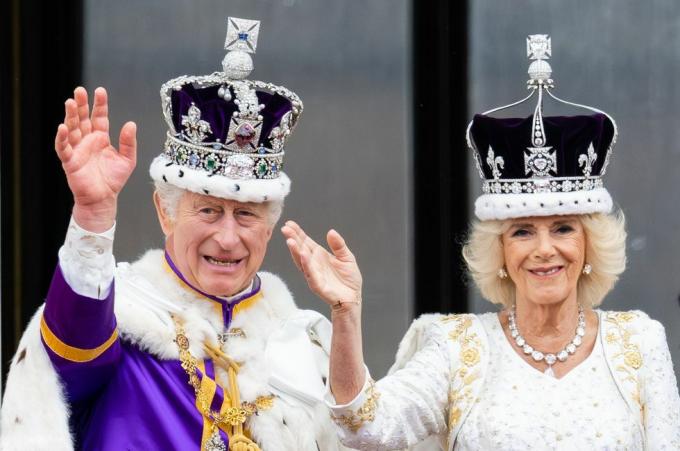 el día de la coronación de sus majestades el rey carlos iii y la reina camilla